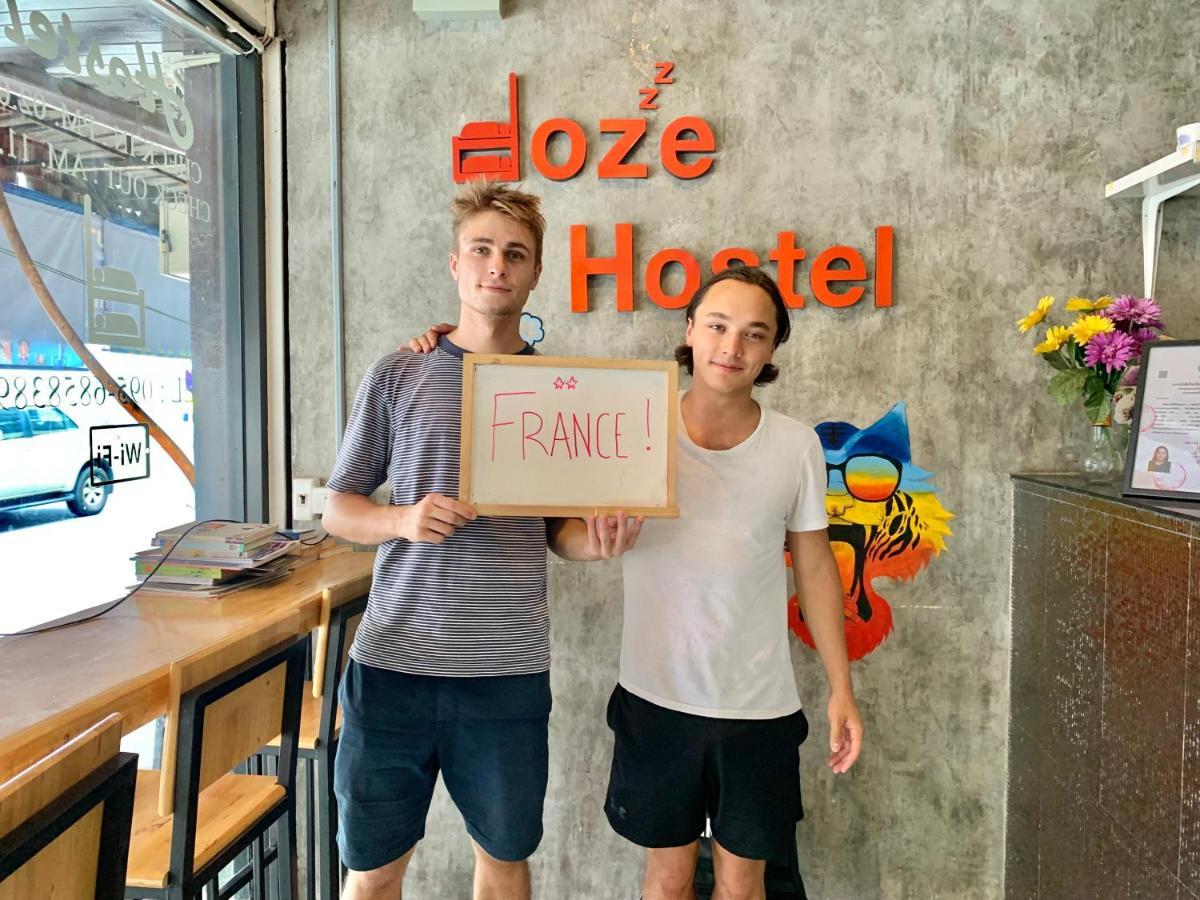 Doze Hostel Чиангмай Екстериор снимка
